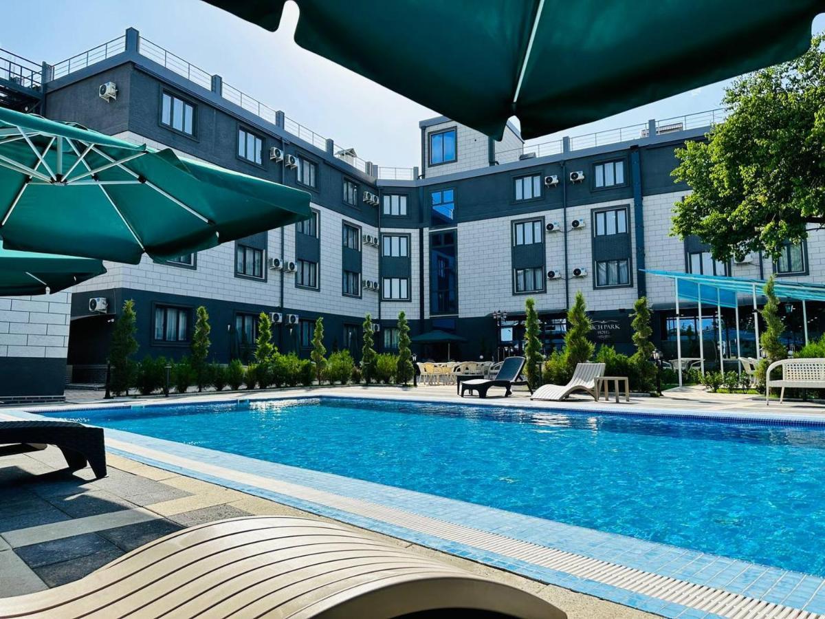 Rich Park Hotel Tashkent Exterior foto